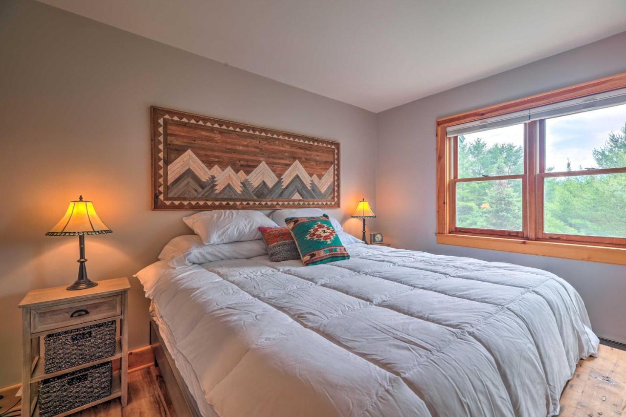 Lake Placid Gem With Patio And Views Less Than 1 Mi To Beach! Exteriör bild